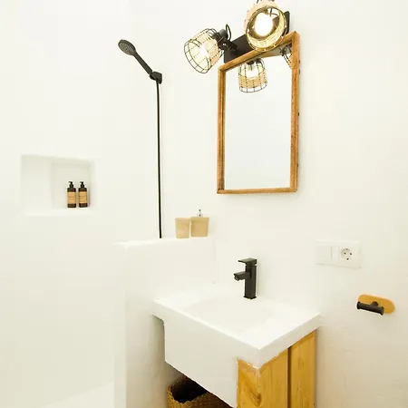 El Charco Lofts - By Az Арресифе