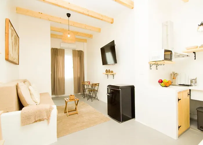 El Charco Lofts - By Az