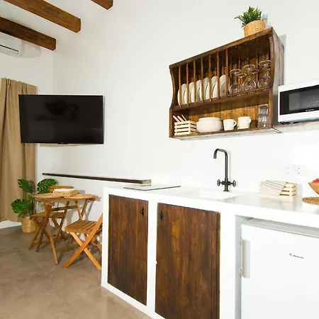 El Charco Lofts - By Az *