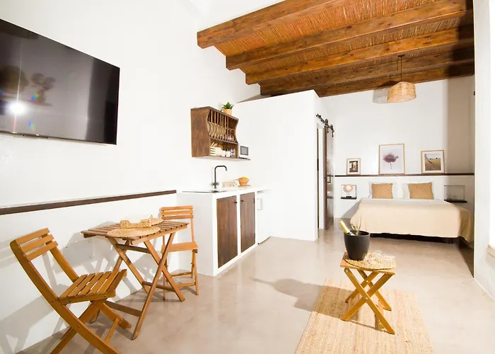 El Charco Lofts - By Az * أرّاثيفي