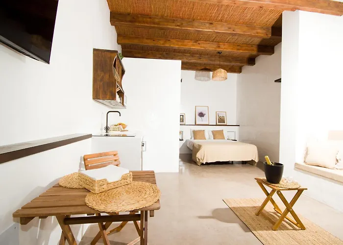 El Charco Lofts - By Az