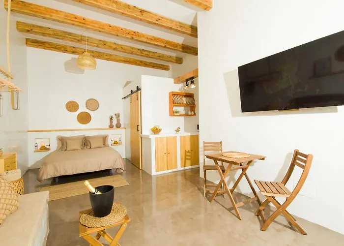 El Charco Lofts - By Az * أرّاثيفي