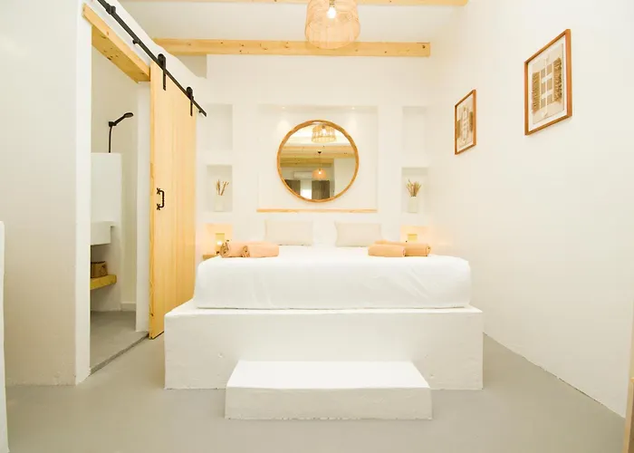 El Charco Lofts - By Az * أرّاثيفي